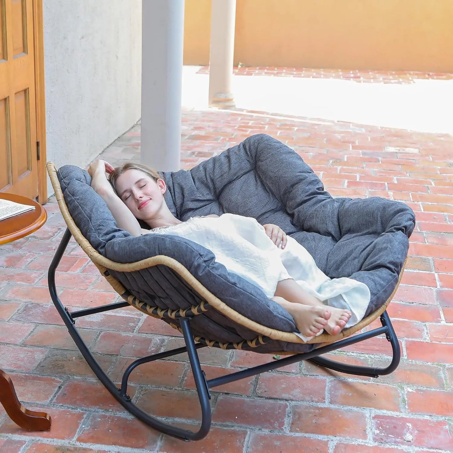 Outdoor Cradle Egg Chair, Indoor Papasan, Rattan Wicker Lounge Chair, Modern Royal Style, Suitable for Bedroom, Garden